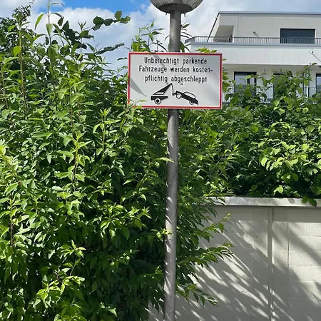 Sonniges City-apartment Mit Südbalkon Und Parklatz Apartamento Neusass