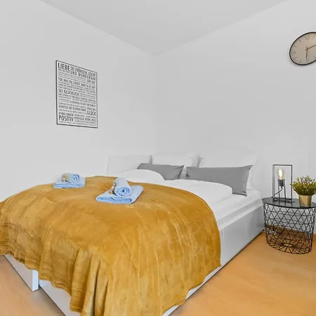 Apartman Sonniges City-apartment Mit Suedbalkon Und Parklatz