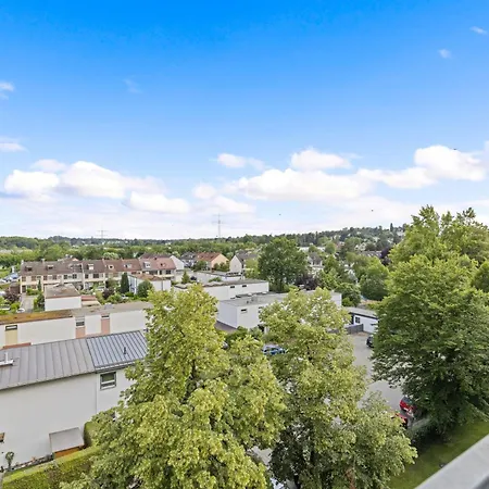 Sonniges City-apartment Mit Südbalkon Und Parklatz Apartment *