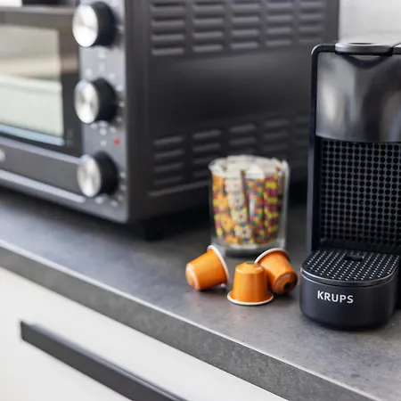 Sonniges City-apartment Mit Südbalkon Und Parklatz Apartment Neusass