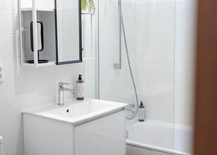 Lejlighed Sonniges City-apartment Mit Suedbalkon Und Parklatz